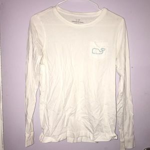 Vineyard vines top